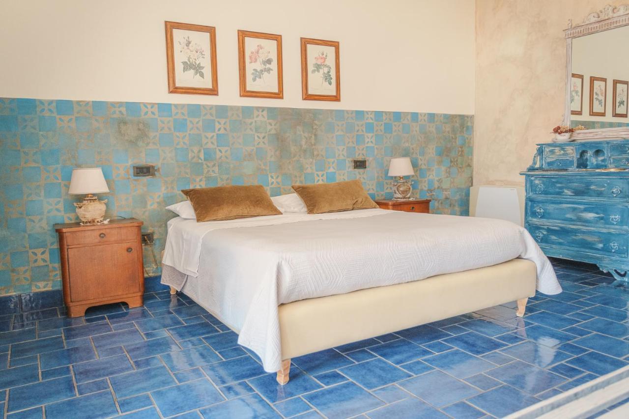 לינה וארוחת בוקר סן ניקולה ארצ'לה La Casa Nel Borgo מראה חיצוני תמונה