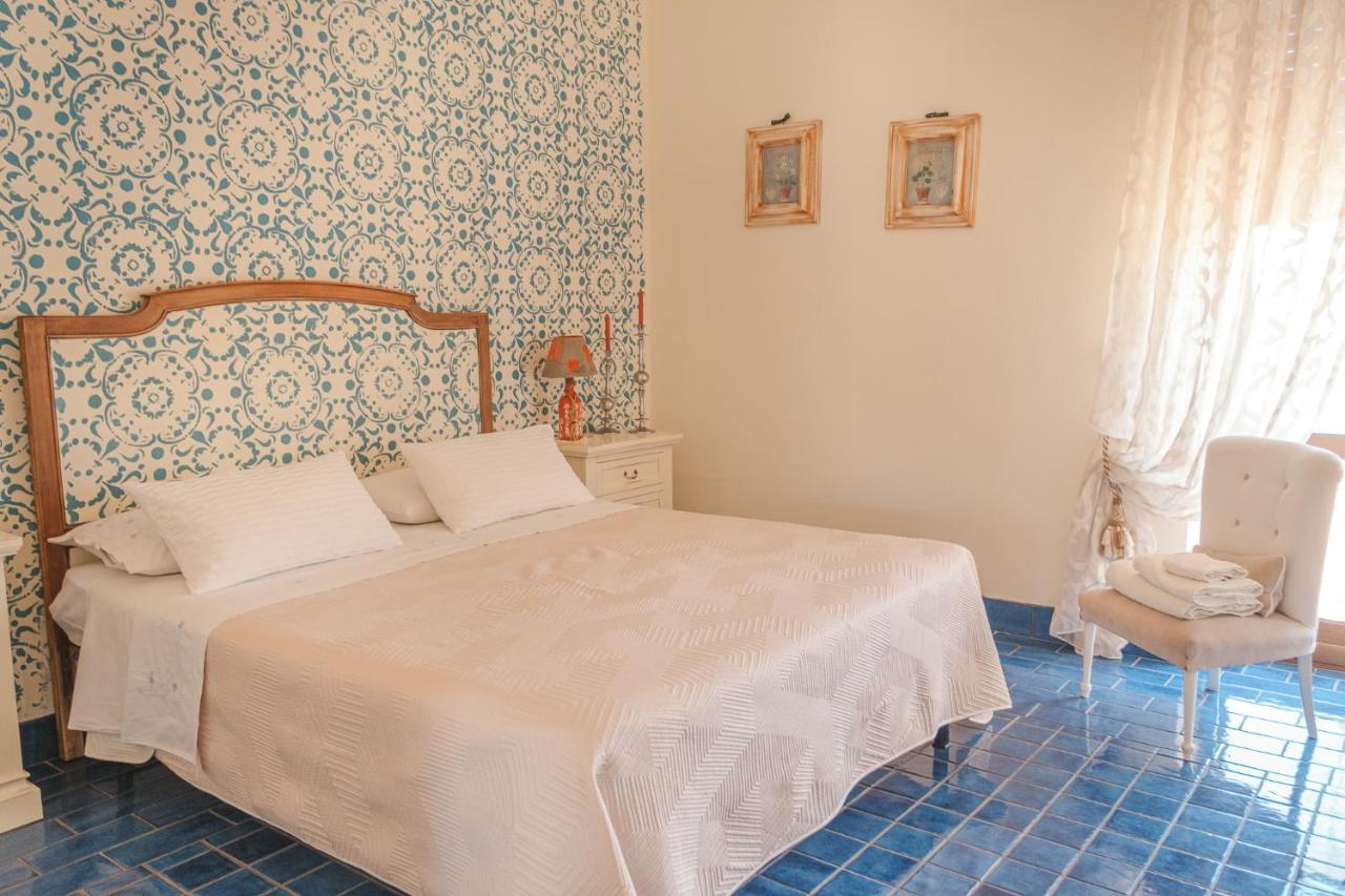 לינה וארוחת בוקר סן ניקולה ארצ'לה La Casa Nel Borgo מראה חיצוני תמונה